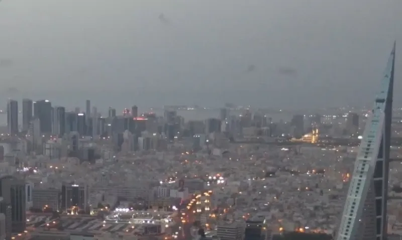 Iran tấn c&ocirc;ng Hạm đội 5 của Mỹ ở Bahrain, Mỹ tuy&ecirc;n bố tập k&iacute;ch loạt mục ti&ecirc;u ở Iran